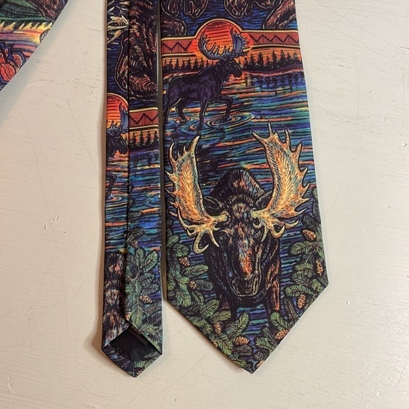 VINTAGE DEM CRAZY MOOSE COLLECTIBLE TIE - Picture 3 of 5